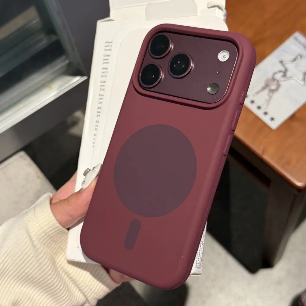 Liquid Silicone Magnetic Phone Case - Płynne silikonowe etui magnetyczne do iPhone