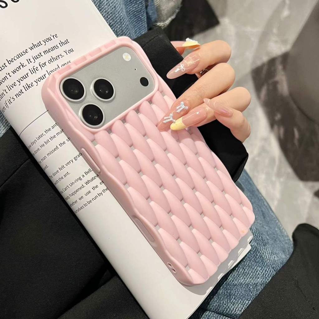 Do iPhone 15, 16, 17 Pro Max:  – Heat Dissipation Mesh Breathable Case recenzja i cena